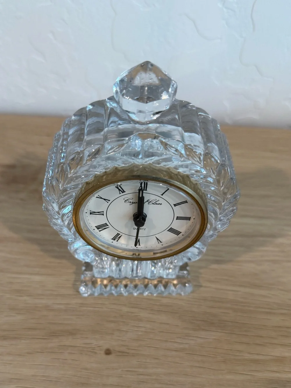Vintage Antique Ornate Crystal Clock Pedestal Laurel Wreath Quartz